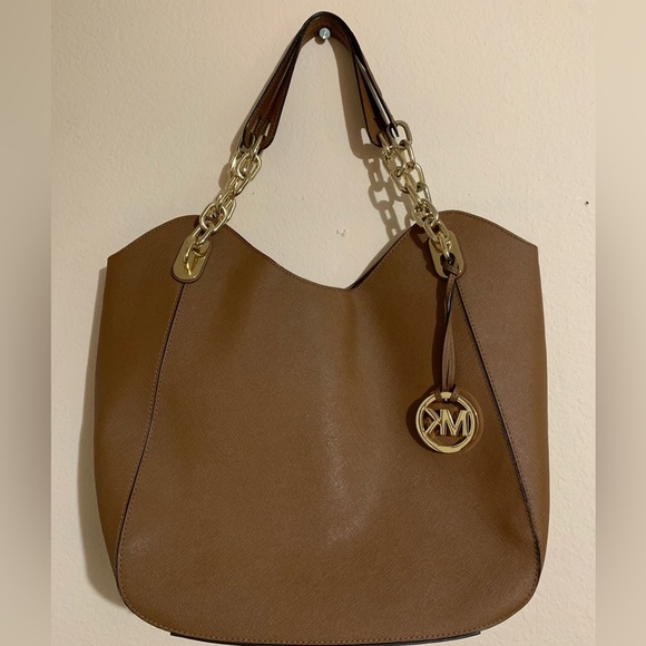 MICHAEL KORS TOTE - Picture 1 of 16